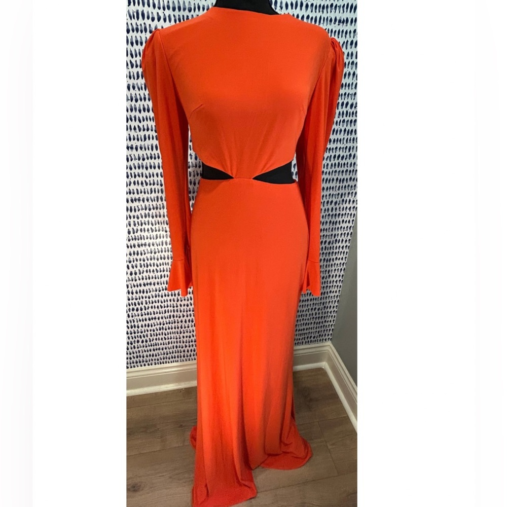 NWT Women's Mac Duggal Puff-Sleeve Cut-Out Trumpet Gown in Size 8